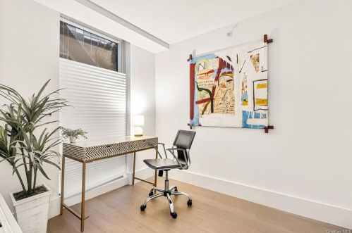 100 Norfolk St, New York, NY 10002-3302