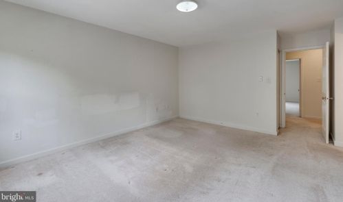 11352 Empire Ln, Rockville MD 20852-2870 exterior