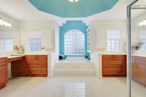 6756 Molakai Cir, Boynton Beach FL 33437-7025 exterior