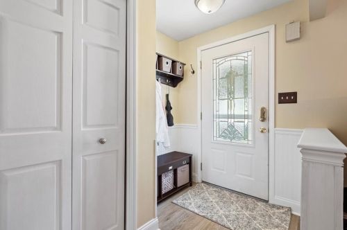 146 Cranbrooke Dr, Moon Twp, PA 15108-9152