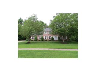 893 Chestnut Ln, Vermilion, OH 44001-2067