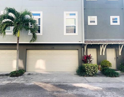 3228 Marcellus Cir, Tampa, FL 33609-3086