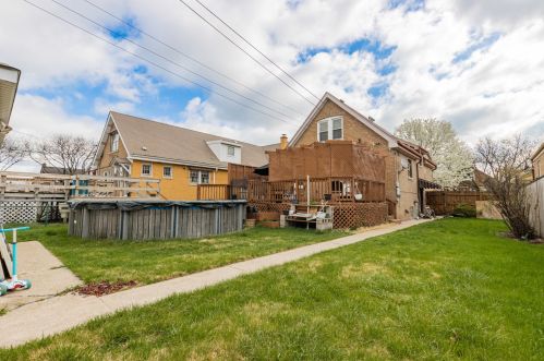 6424 Keeler Ave, Chicago IL 60652-3614 exterior