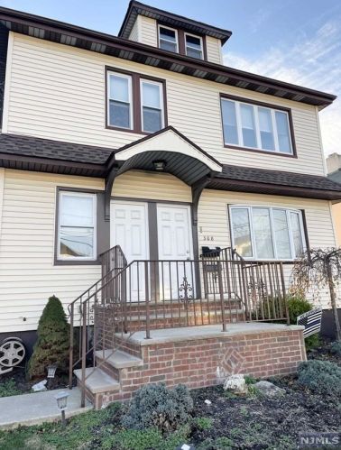 308 Union Ave, Wood-Ridge NJ  07075-2128 exterior