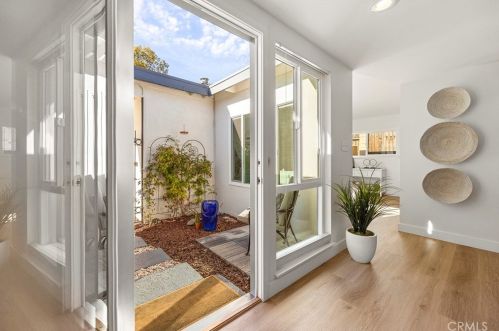 2248 Hartford Ave, Fullerton, CA 92831-1518