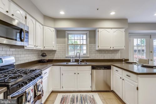 10946 Rocky Mount Way, Silver Spring MD 20902-3687 exterior