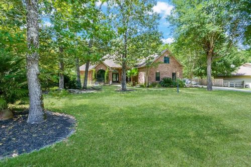 8827 Catamaran Way, Montgomery, TX 77316-6882