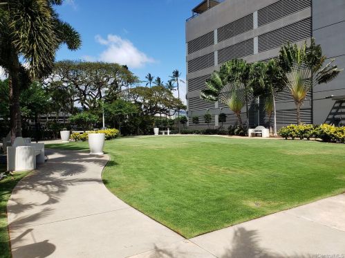 1009 Kapiolani Blvd, Honolulu HI  96814-2103 exterior