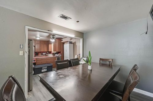 1614 4th St, Irving TX 75060-3111 exterior