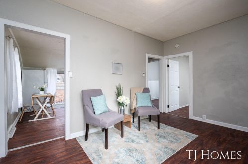 1352 James Ave, Meskegon, MI 49442-2236