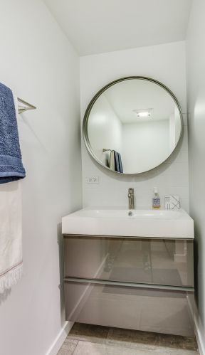 1741 Kedzie Ave, Chicago IL 60652-1909 exterior