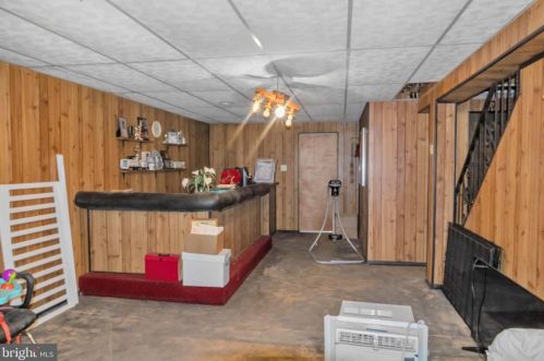 812 Mennonite Rd, Limerick PA 19468-3210 exterior