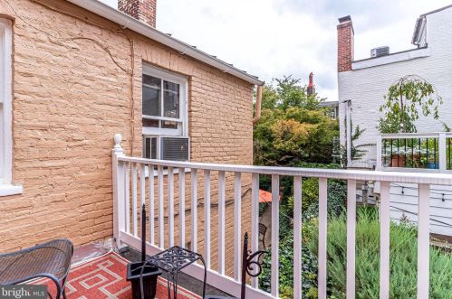 126 Fairfax St, Alexandria VA 22314-3331 exterior