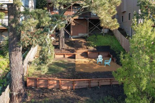 1404 Smt Rd, Berkeley CA 94708-2215 exterior