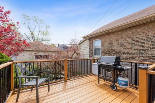 4439 Richmond St, Chicago IL 60622-4356 exterior