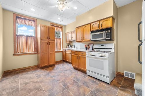 1712 Morningside Ave, Pittsburgh PA 15206-1152 exterior