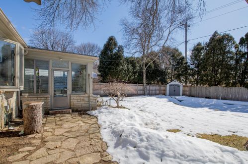 9705 Ctr St, Milwaukee WI 53222-4526 exterior