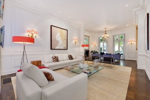 1521 State Pkwy, Chicago IL 60610-1613 exterior