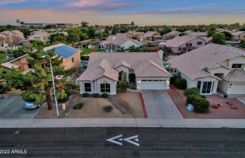 5361 Linda Ln, Chandler AZ 85226-1644 exterior