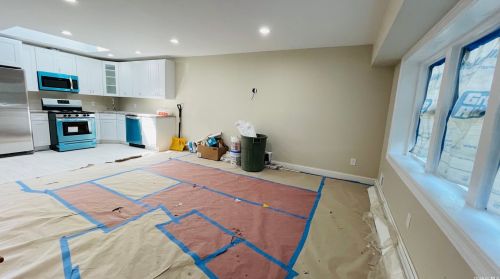 432 17th St, Babylon NY  11704-2629 exterior