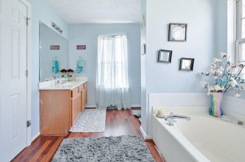 990 Palmer Rd, Lithonia GA 30058-2945 exterior