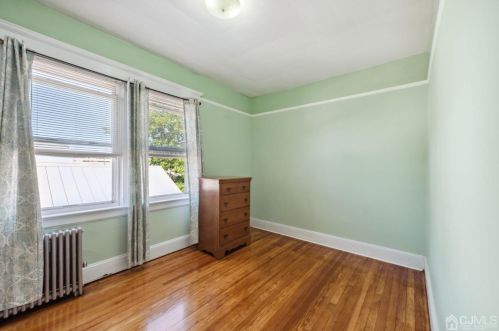 683 Johnstone St, Perth Amboy NJ 08861-3235 exterior