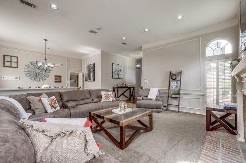 6630 Genstar Ln, Dallas TX 75252-5478 exterior