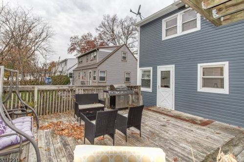 992 Milton Blvd, Rahway NJ 07065-1721 exterior