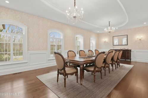 31 Baldwin Farms, Greenwich CT 06831-3307 exterior