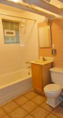 2888 Clark St, Chicago IL  60657-5296 exterior