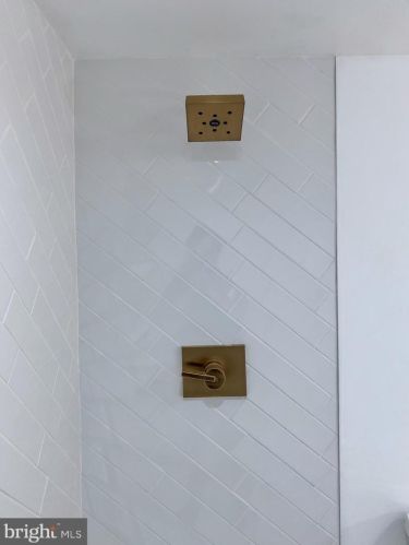 3016 Thayer St, Washington DC  20018-2505 exterior