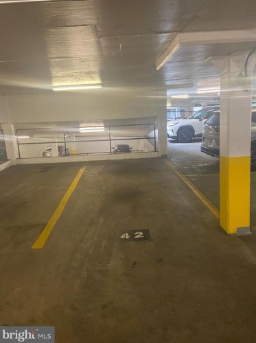 2030 Adams St, Arlington VA 22201-3749 exterior