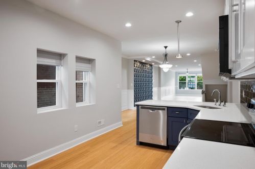 5725 17 St, Philadelphia PA 19132-3927 exterior