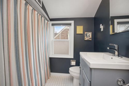 4790 Sheffield Ave, Milwaukee WI 53217-5962 exterior