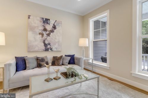 920 Darton Dr, Alexandria VA 22308-2021 exterior