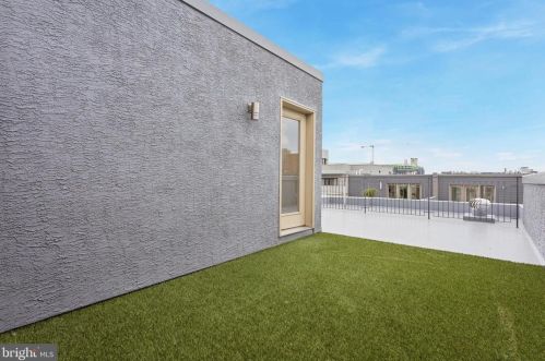 1427 Kater St, Philadelphia PA 19147-1851 exterior