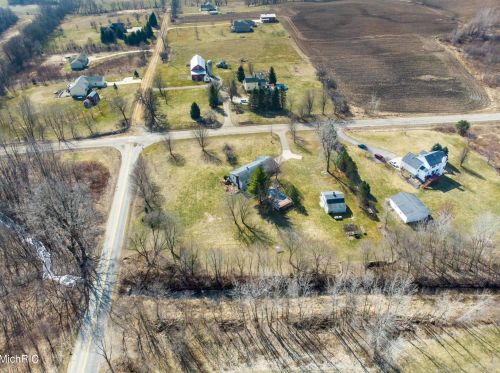 3653 108 St, Byron Township MI 49315-8705 exterior