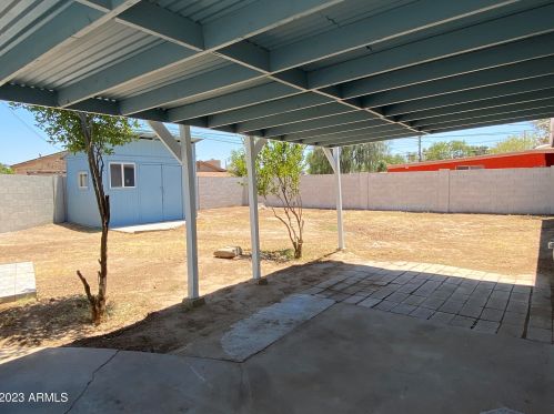 3521 45 Ave, Phoenix AZ 85035-2305 exterior