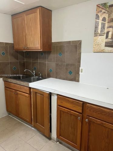 6022 Larmon St, Tampa FL 33634-5198 exterior