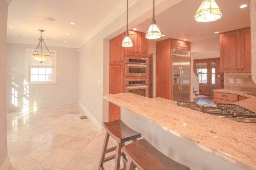 6654 Kilbourn Ave, Chicago IL  60712-3326 exterior