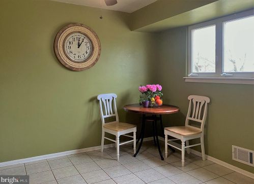 73 Falmouth Rd, Trenton NJ 08620-1516 exterior