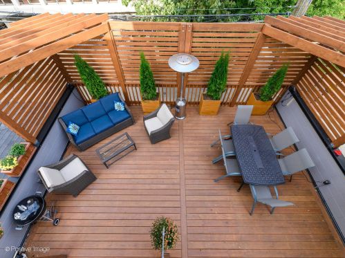 1933 Lincoln Ave, Chicago IL  60614-5403 exterior