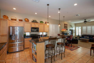 41614 Emerald Lake Dr, Phoenix, AZ 85086-1039