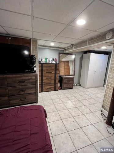 201 24th St, Paterson NJ 07514-2128 exterior