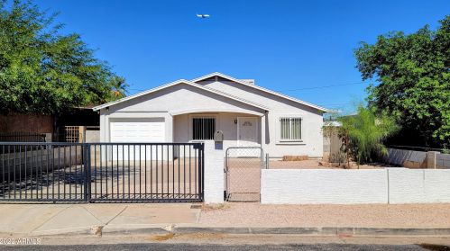 1138 Cocopah St, Phoenix AZ 85007-4046 exterior