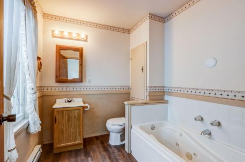 210 64, Milwaukee WI 53213-4013 exterior