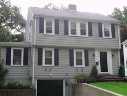 136 Oliver Rd, Newton, MA 02468-2321