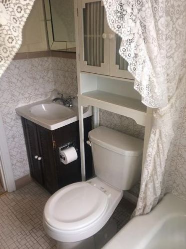 1417 Dagmar Ave, Pittsburgh PA 15216-3715 exterior