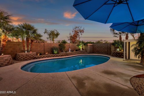 5361 Linda Ln, Chandler AZ 85226-1644 exterior