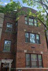 861 Fletcher St, Chicago, IL 60657-4410